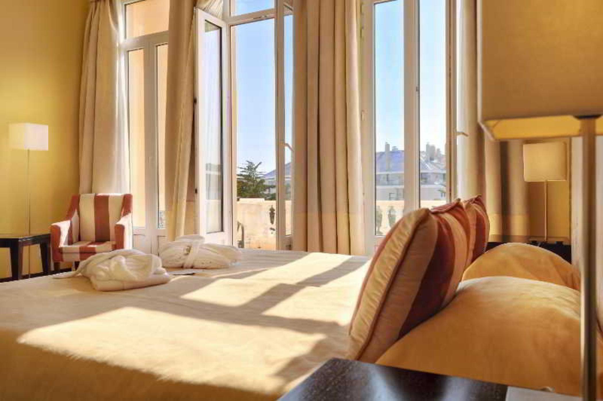 Hotel Inglaterra - Charme & Boutique Estoril Ngoại thất bức ảnh