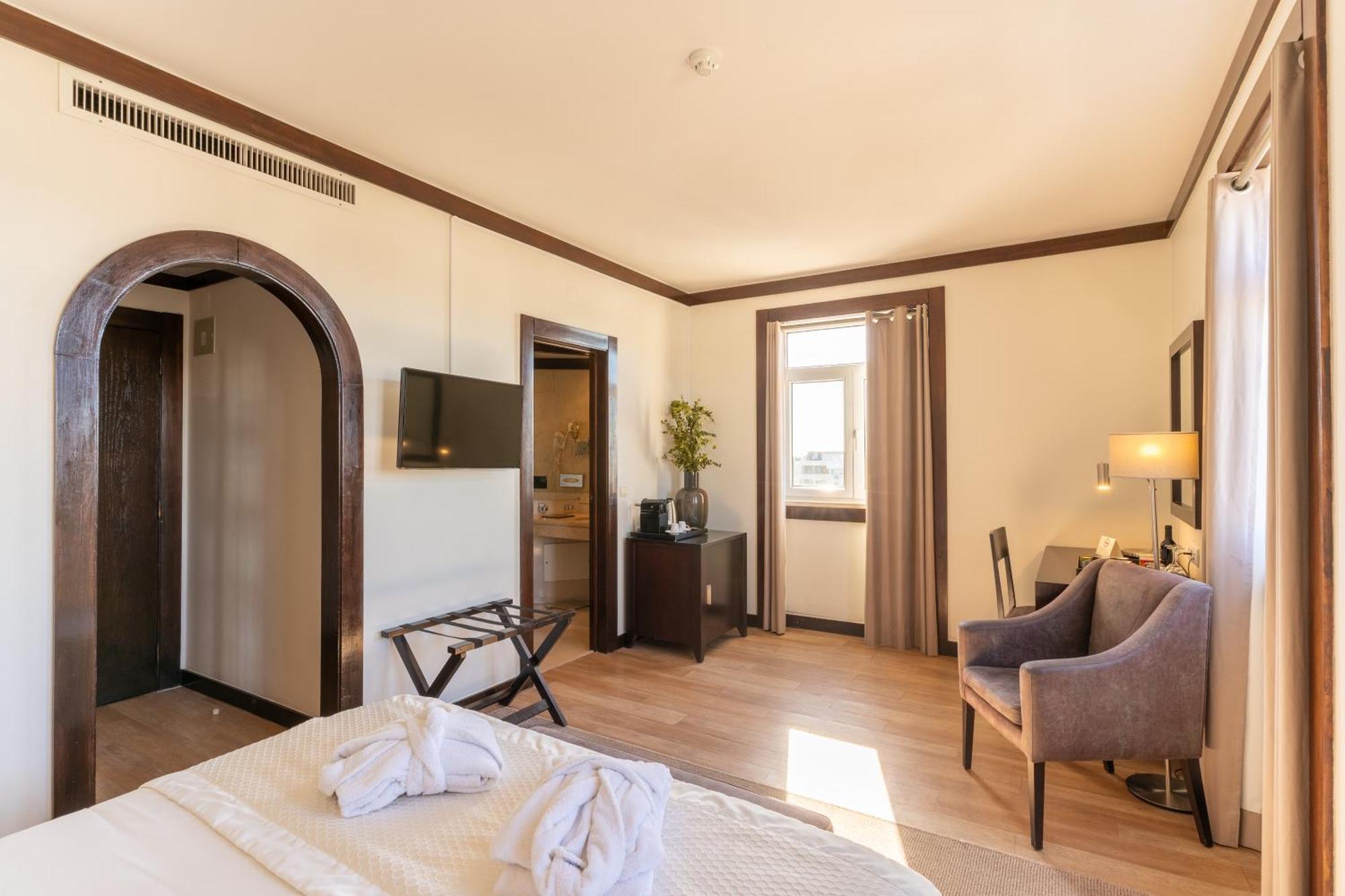 Hotel Inglaterra - Charme & Boutique Estoril Ngoại thất bức ảnh