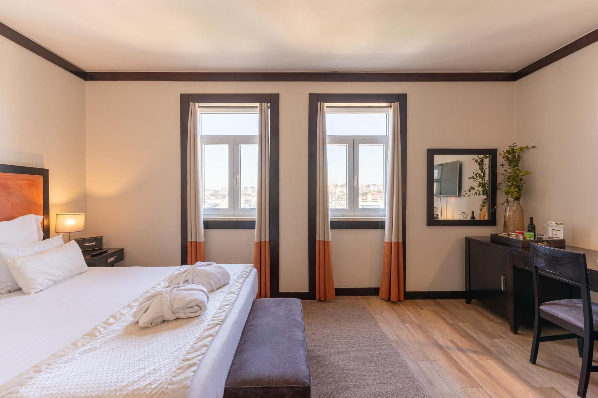Hotel Inglaterra - Charme & Boutique Estoril Ngoại thất bức ảnh