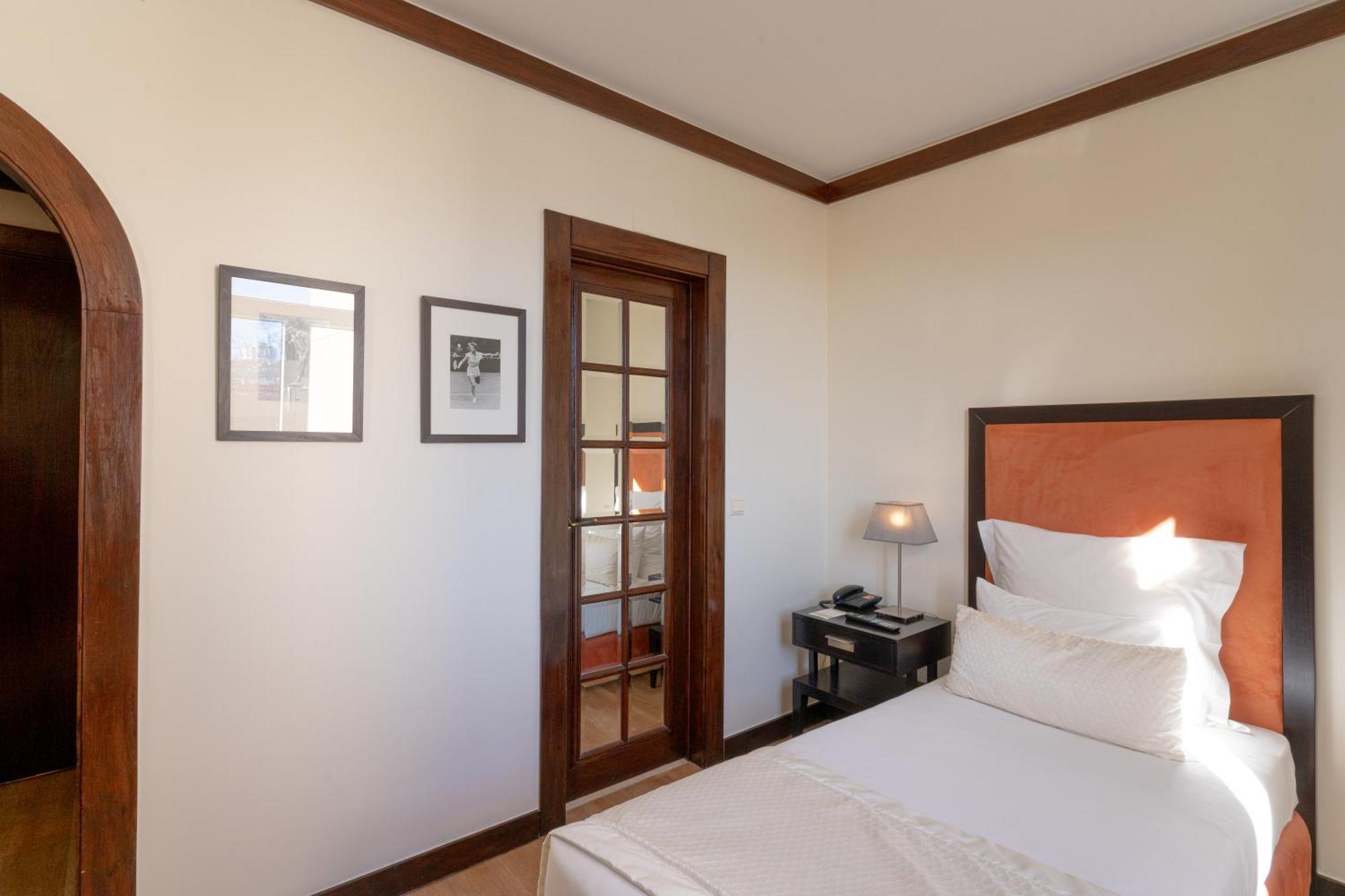 Hotel Inglaterra - Charme & Boutique Estoril Ngoại thất bức ảnh