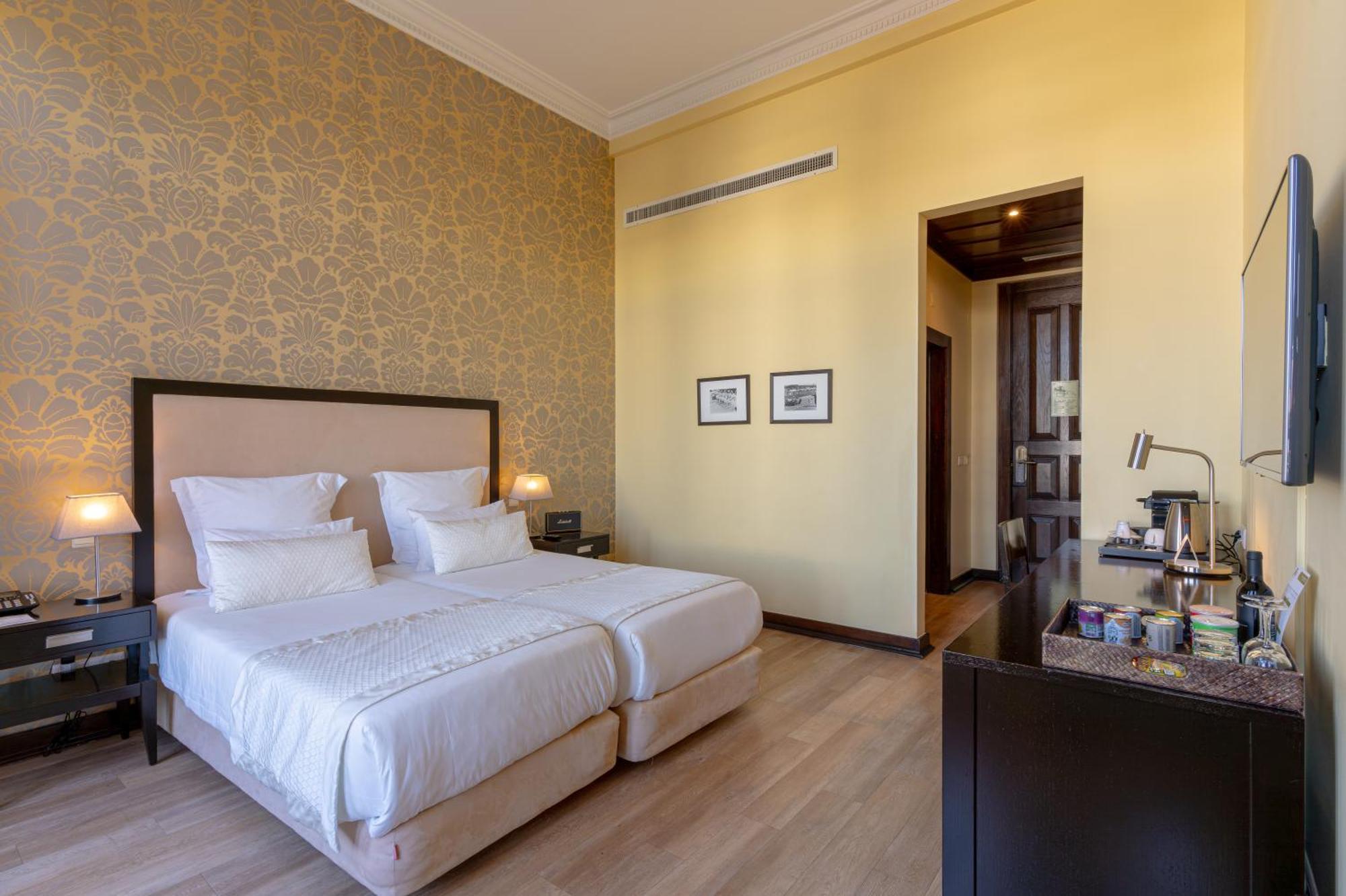 Hotel Inglaterra - Charme & Boutique Estoril Ngoại thất bức ảnh