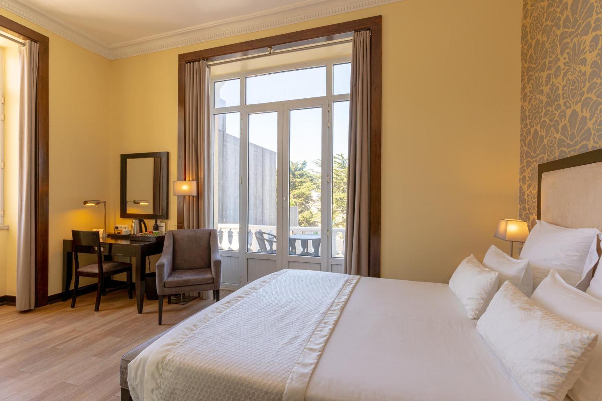 Hotel Inglaterra - Charme & Boutique Estoril Ngoại thất bức ảnh